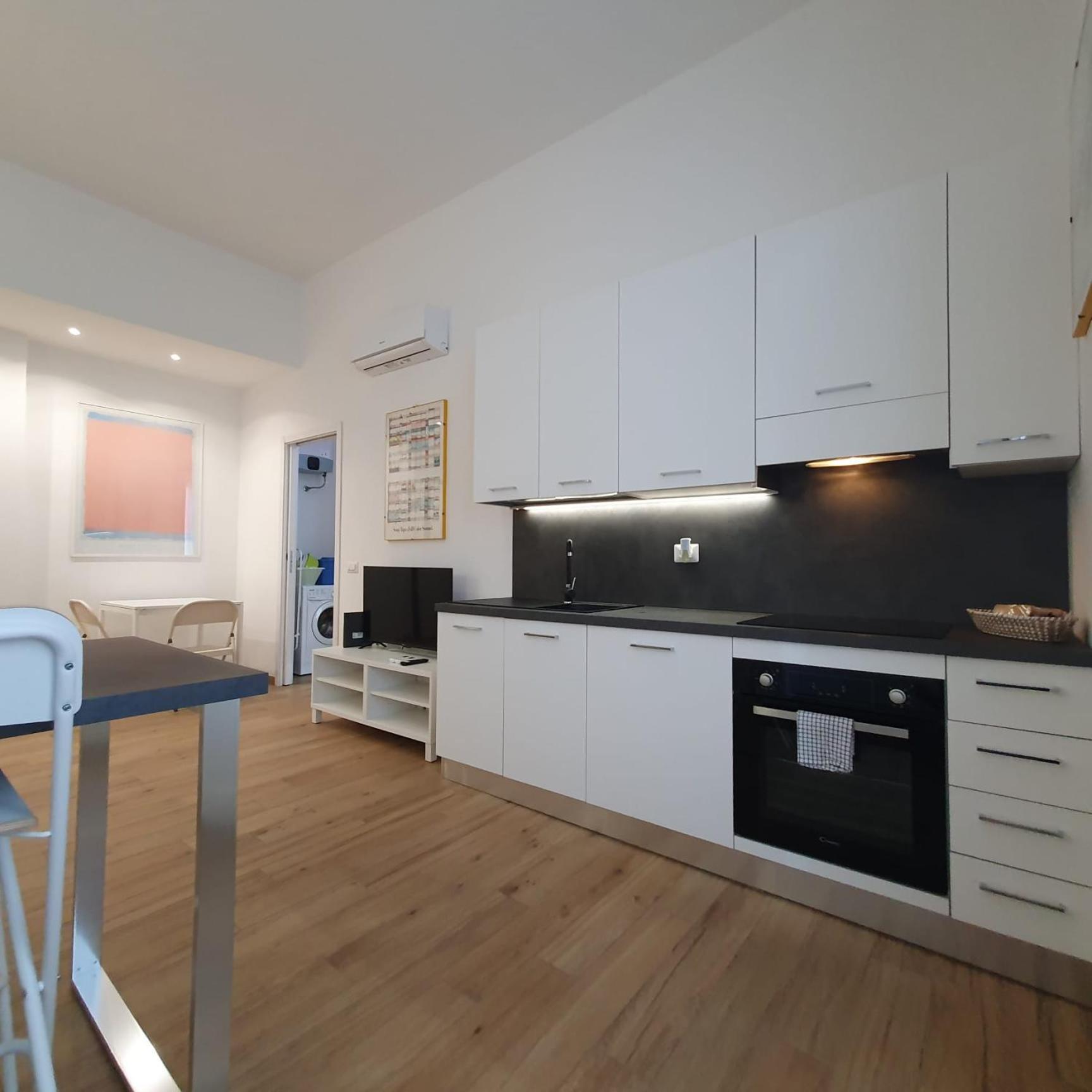 Apartmán Bnbutler - Grasselli, 8 - Comfy And Newly Renovated Milán Exteriér fotografie